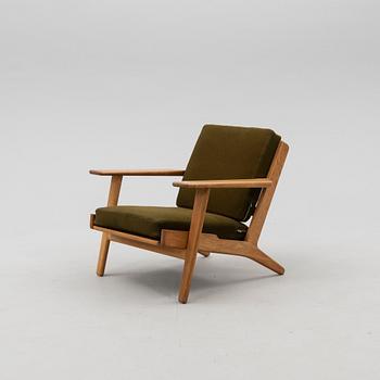 Hans J. Wegner, fåtölj GE-290.