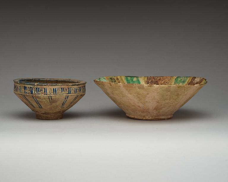 BOWLS, 2 pieces. Diameter 33 and 21 cm. Iran.