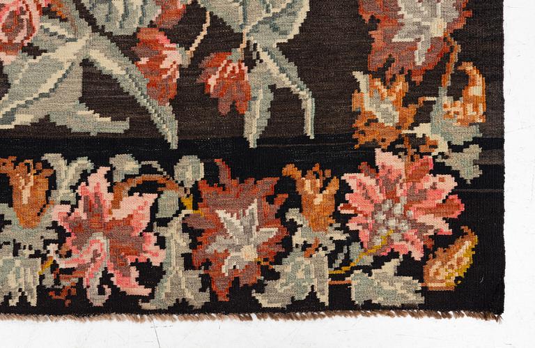 A kilim rug, Moldova, c. 295 x 180 cm.