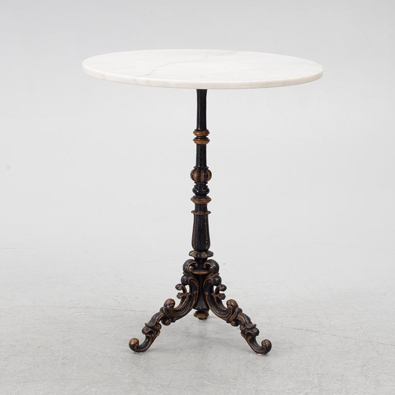 Trädgårdsbord, gjutjärn, 1900-talets första hälft.