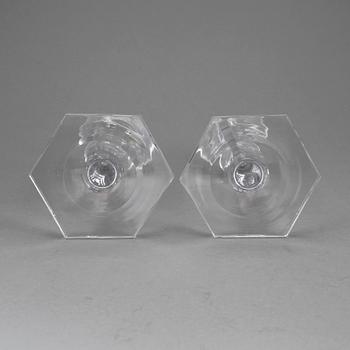 LJUSSTAKAR, ett par, glas, Vicke Lindstrand, Kosta, 1960-tal.