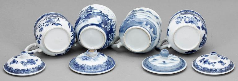CREMEKOPPAR, 4 st, porslin, Kina, porslin, Kina, 1700-/1800-tal.