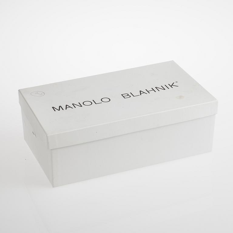 SKOR, Manolo Blahnik.