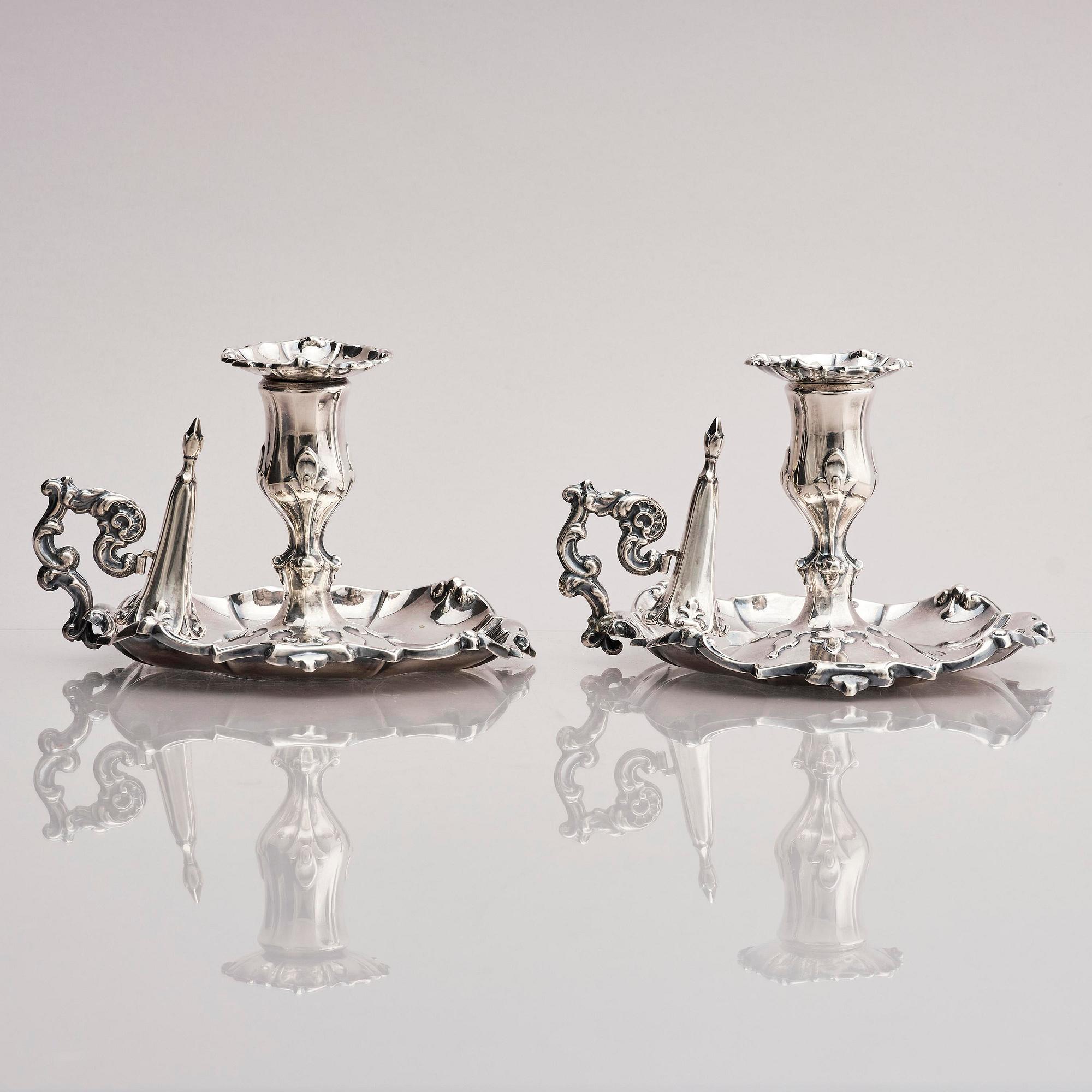 Gustaf Möllenborg, nattljusstakar, ett par, silver, Stockholm 1857.