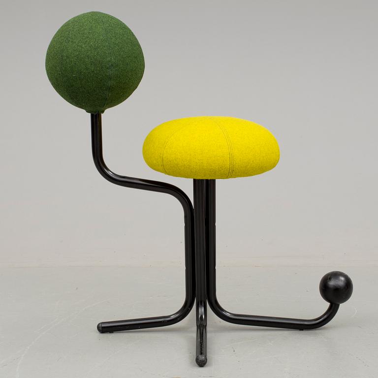 SKRIVBORDSSTOL, "Globe two", Peter Opsvik, Stokke Fabriker AB, Norge, 2011.