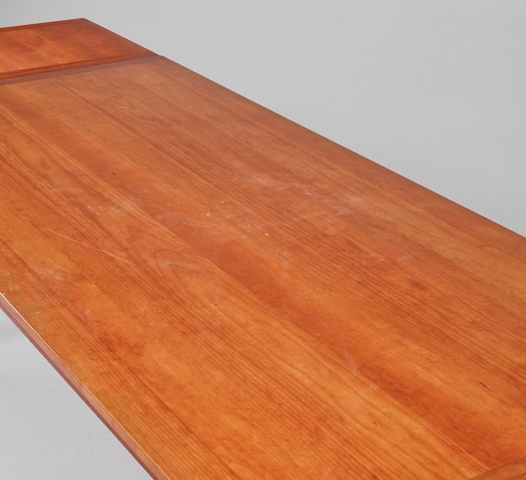 MATBORD, "Gustav 200", Annika Reuterswärd, Fogia, omkring sekelskiftet 1900/2000.