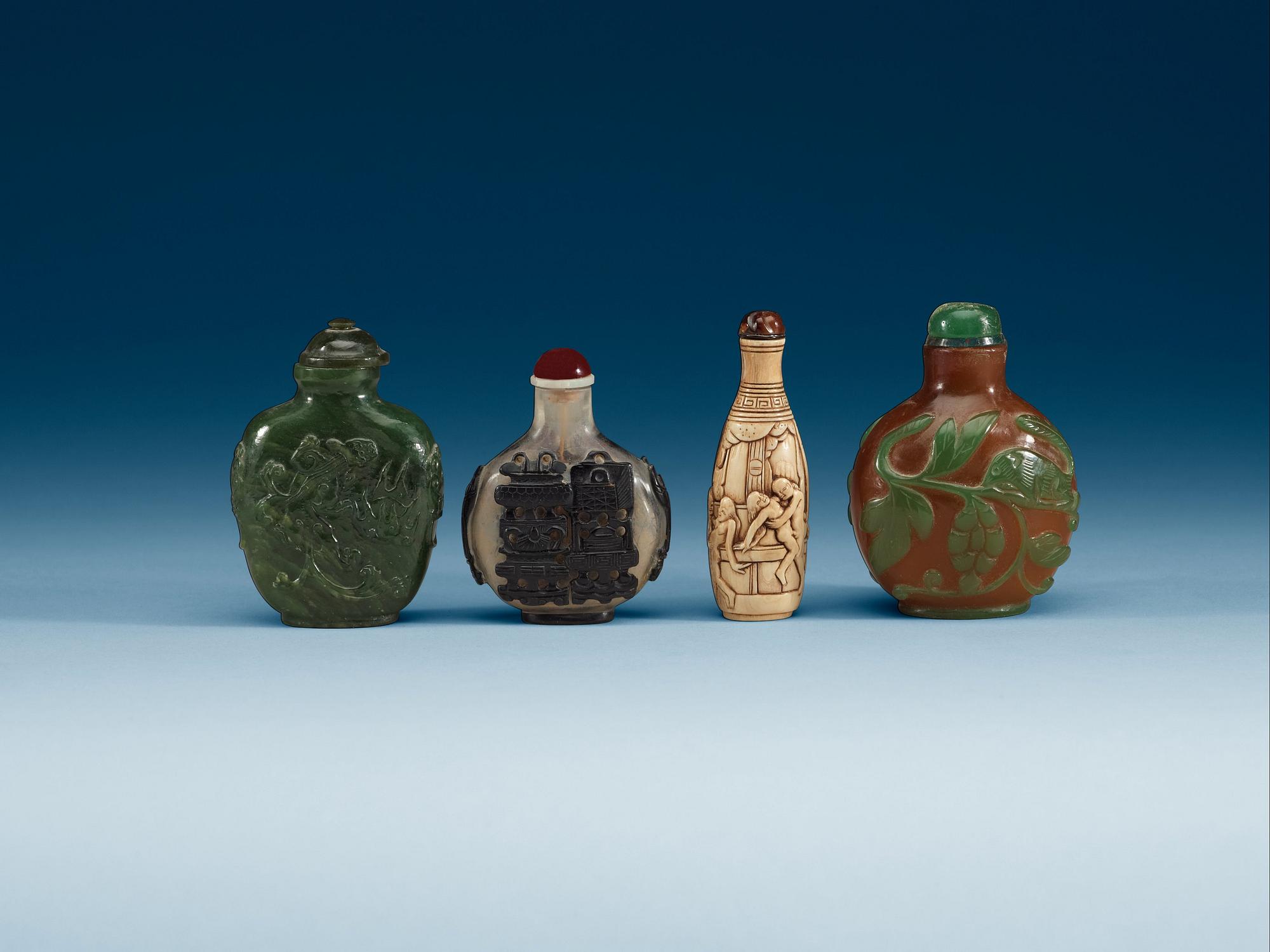 A set of four snuff bottles, Qing dynasty (1644-1912).