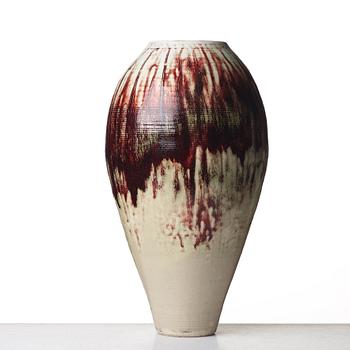 Toini Muona, a glazed ceramic floor vase, Arabia, Finland, mid 20th century.