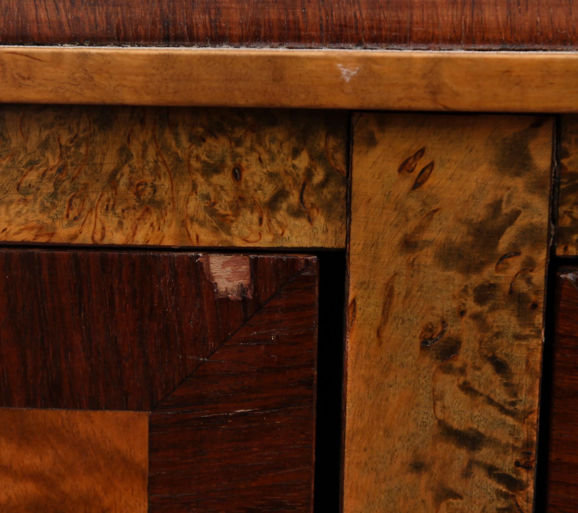 SKÅP, art déco, 1900-talets första hälft.