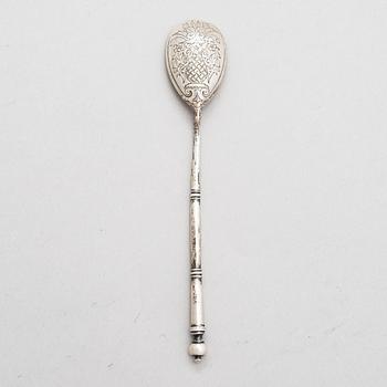 A Russian silver tea glass holder and a tea spoon, Moscow, Alexander Fuld 1889 and Antip Kuzmichev 1888. Glass, Finland.