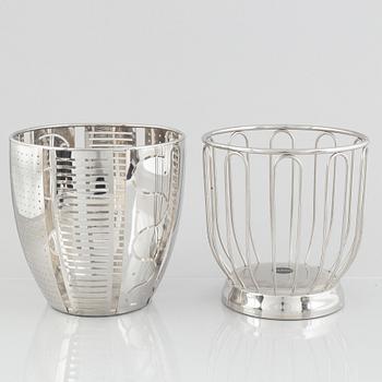 Eight pieces of Alessi homeware.