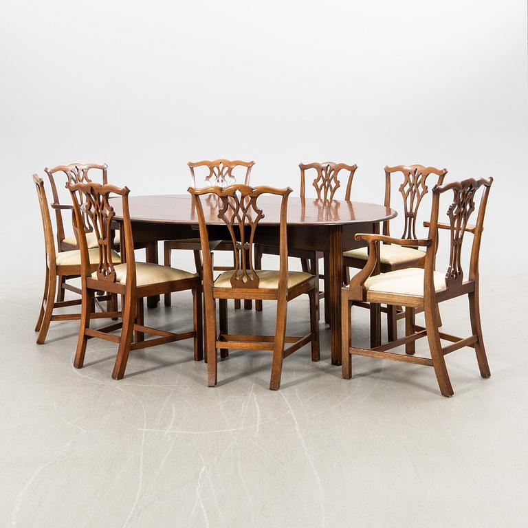 Dining group 11 dlrs England mid-20th century.