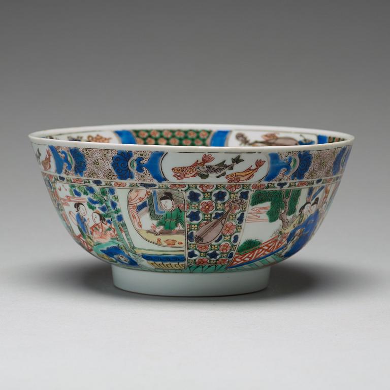 A famille verte bowl, Qing dynasty, Kangxi (1662-1722).