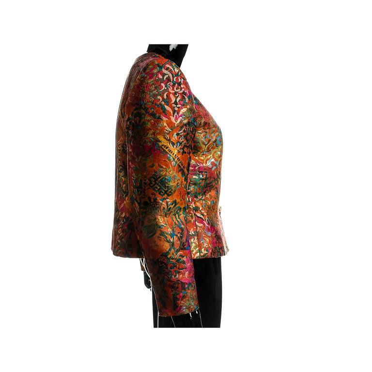 KAVAJ, Yves Saint Laurent.