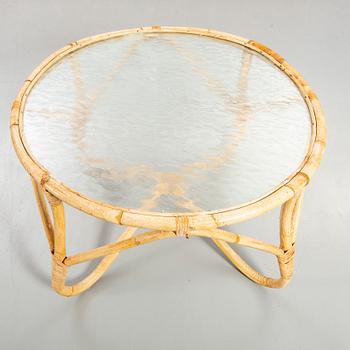 Garden group, 4 armchairs, table, second half of the 20th century.