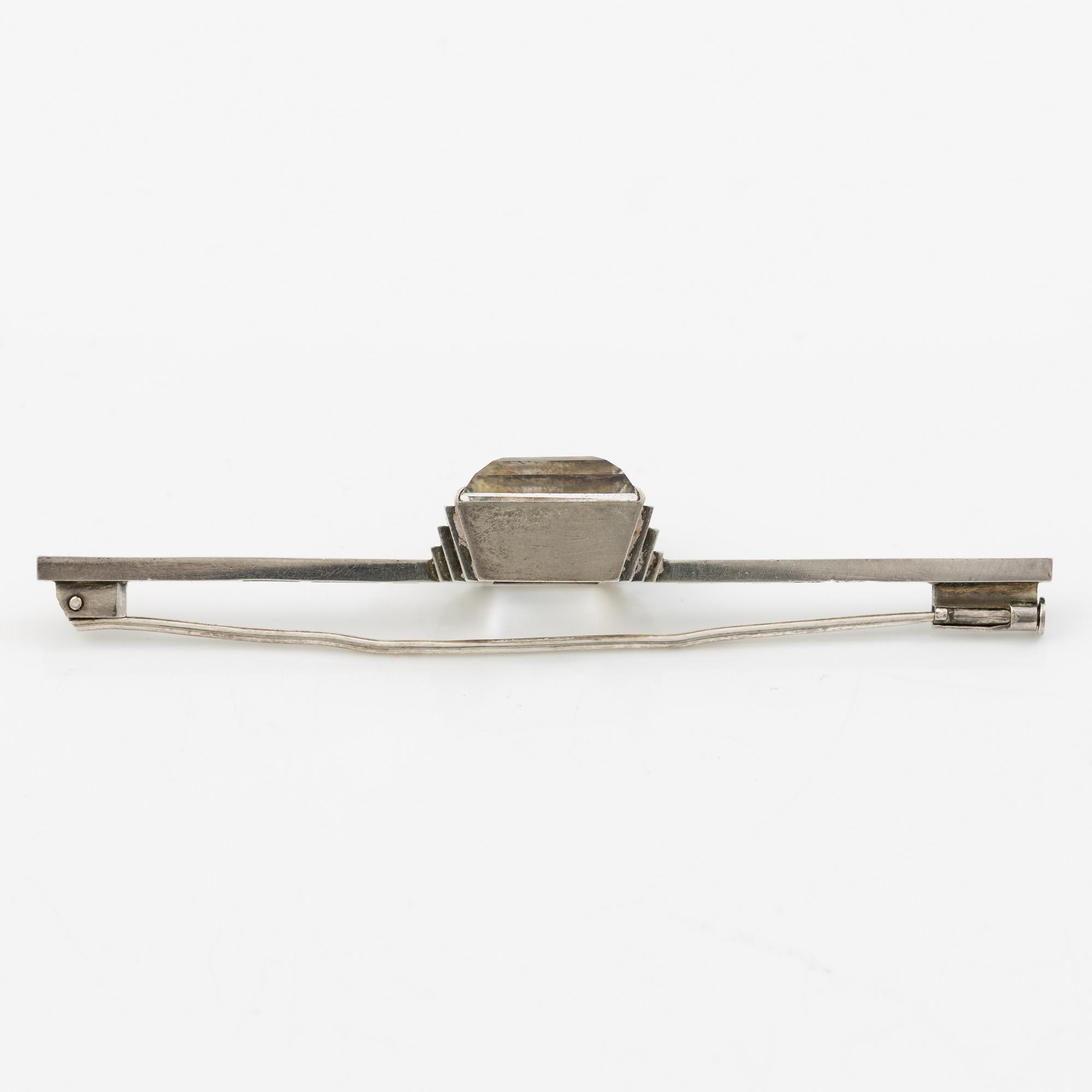 Wiwen Nilsson, Brooch, sterling silver with faceted rock crystal, Lund 1946.
