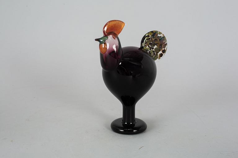 OIVA TOIKKA, skulptur. tupp, Nuutajärvi, Finland 1998.