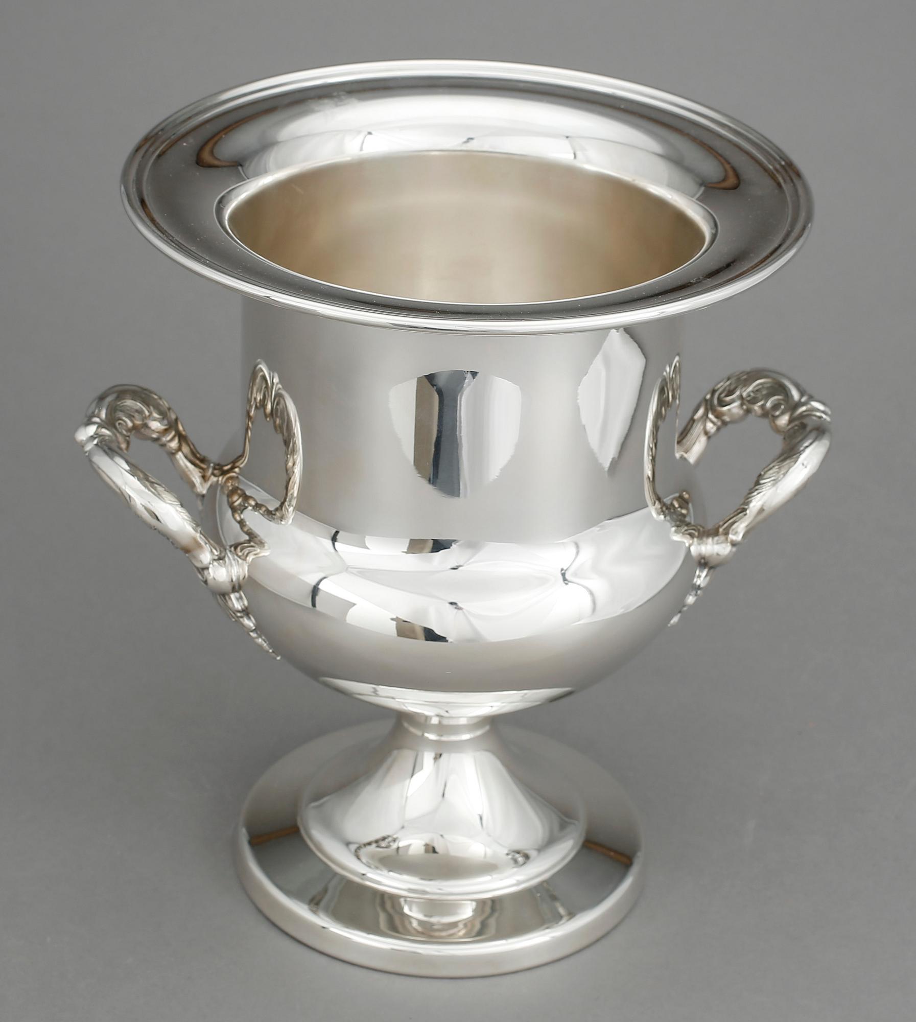 CHAMPAGNEKYLARE, 1900-tal.