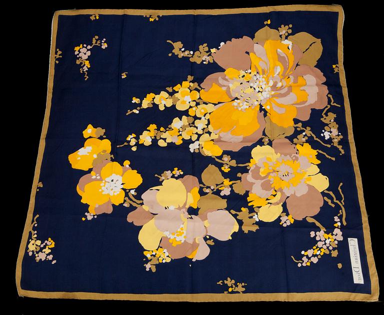 SCARF, Christian Dior.