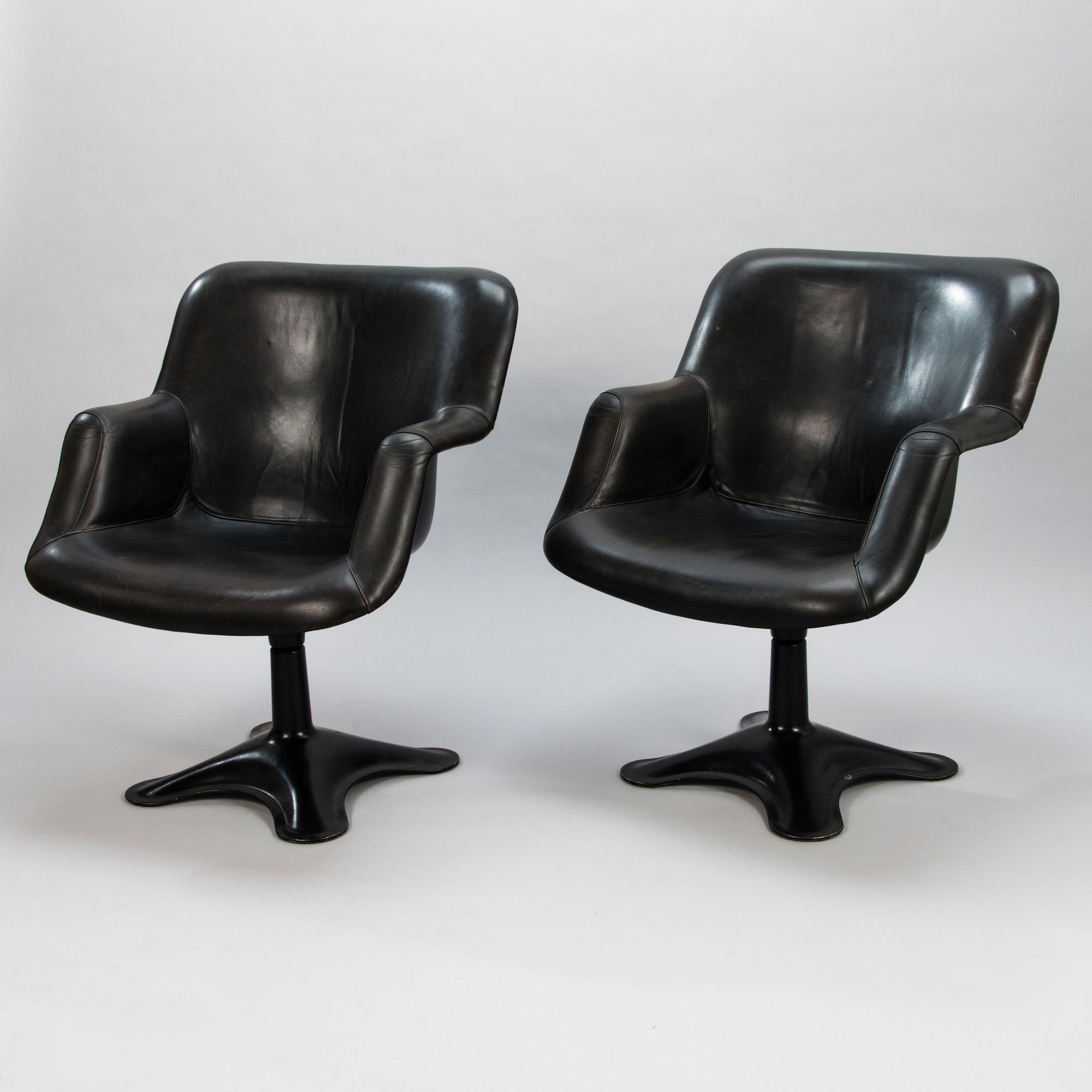 YRJÖ KUKKAPURO, a pair of late 1960's 'Junior' armchairs for Haimi.