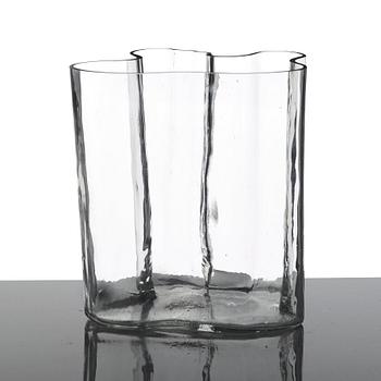Alvar Aalto, a "model 3031" glass vase, Iittala, Finland probably 1950-60's.