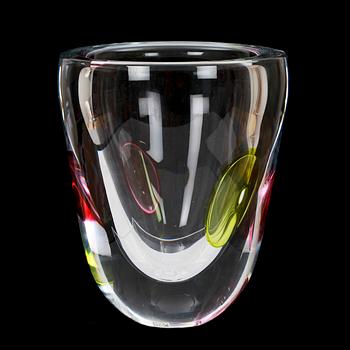 VAS, glas, Hanne Dreutler, Studio Glashyttan Åhus, 2006, sign.