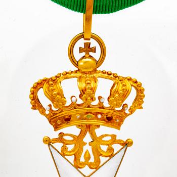 Vasaorden, enamel on gold 18K CF Carlman.