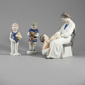 FIGURINER, 3 st, porslin, Royal Copenhagen, Danmark, 1900-tal.