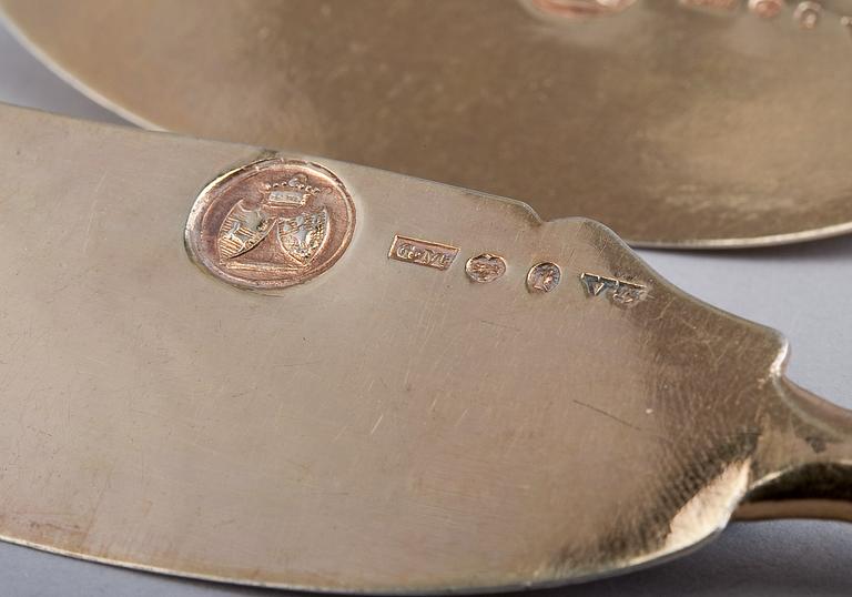 2 PASTEJKNIVAR.