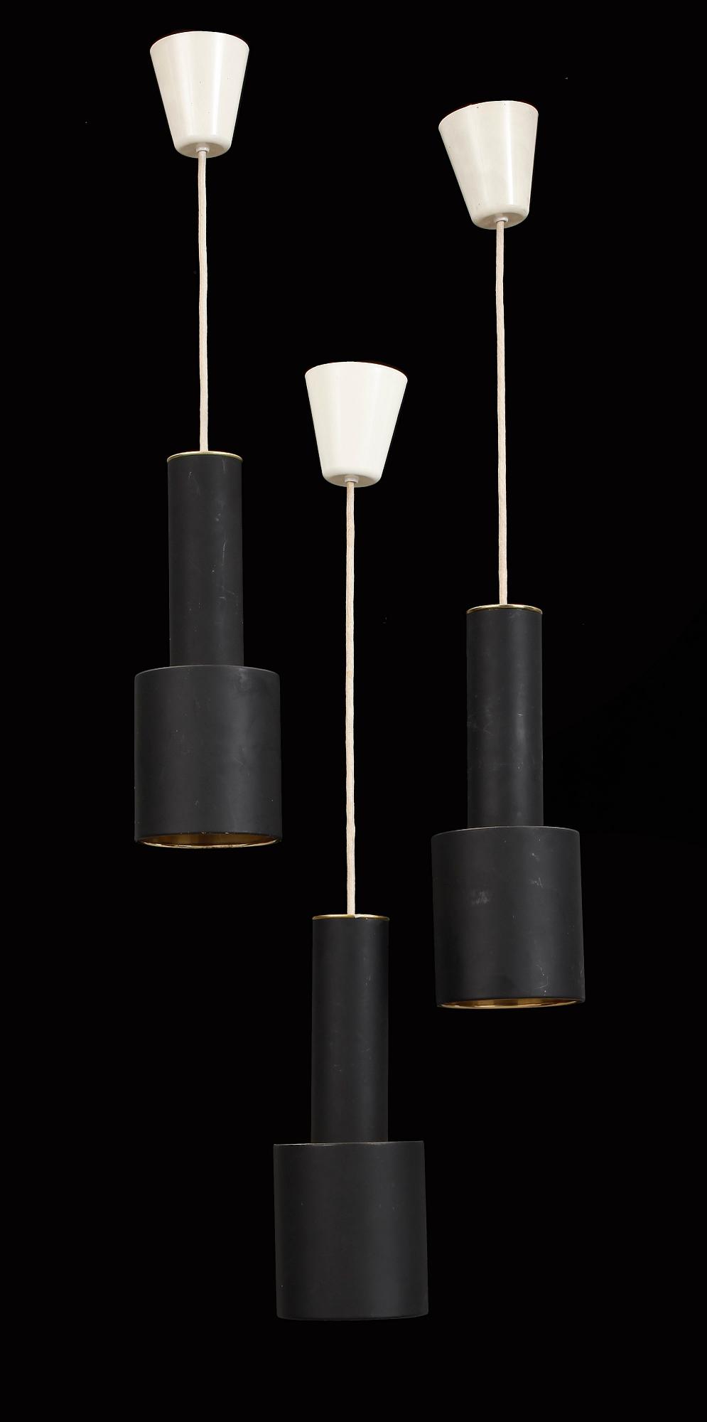 ALVAR AALTO, takarmaturer, 3 st, "A 110, Handgranat", sannolikt för Valaistustyö Ky, Finland.