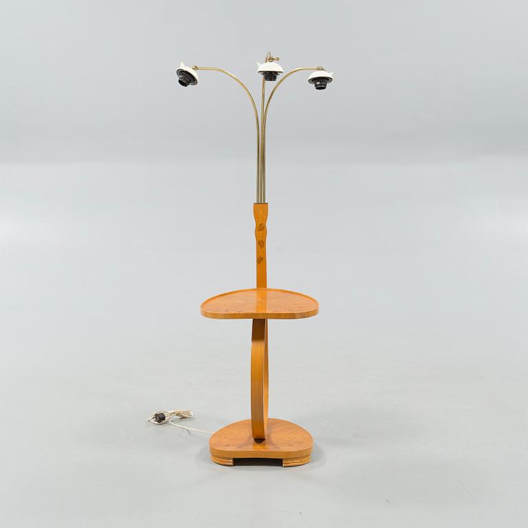 A 1940s a table light.
