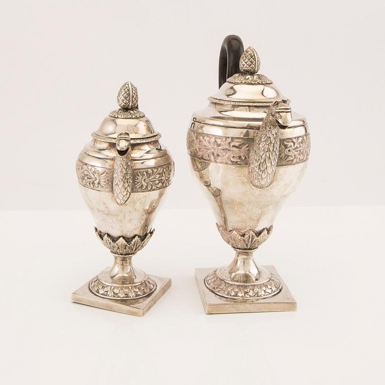 Teservis 3 dlr Empire silver okända stämplar.