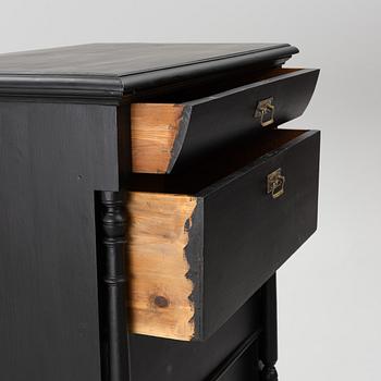 Chest of drawers, circa 1900.