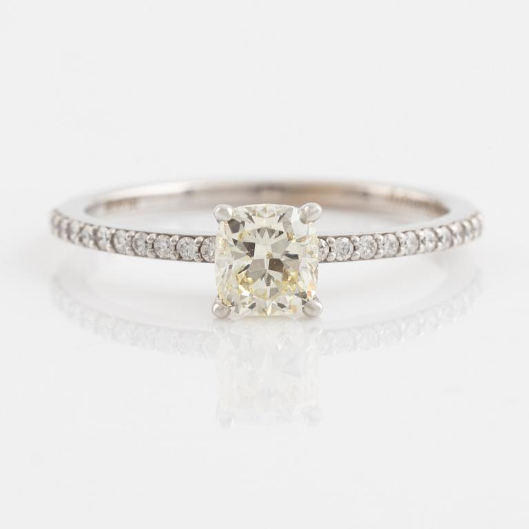 Cushion shaped diamond ring.