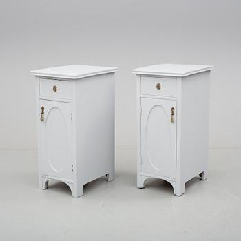 SÄNGBORD, ett par. 1900-talets början.