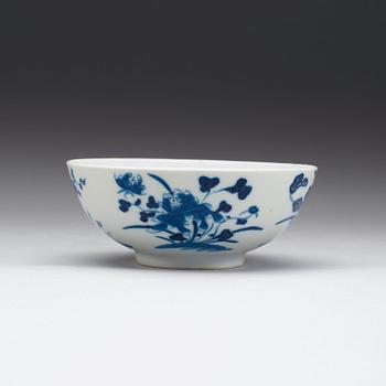 SKÅL, porslin, Qingdynastin Kangxi (1662-1722).