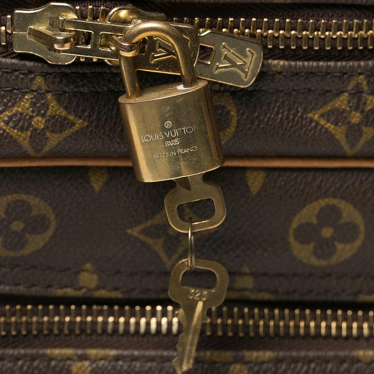 VÄSKA, "Sac 3 Poches 50", Louis Vuitton.