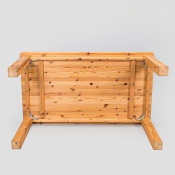Ben af Schultén, matbord, modell 852, Artek 1970-tal.