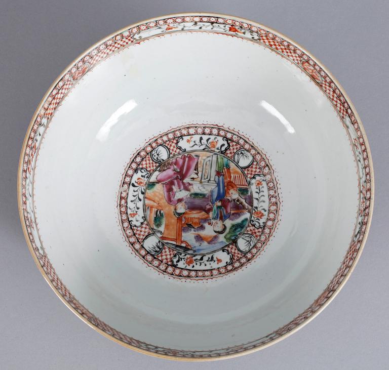 BÅLSKÅL, porslin, Kina, Qianlong, 1700-tal.