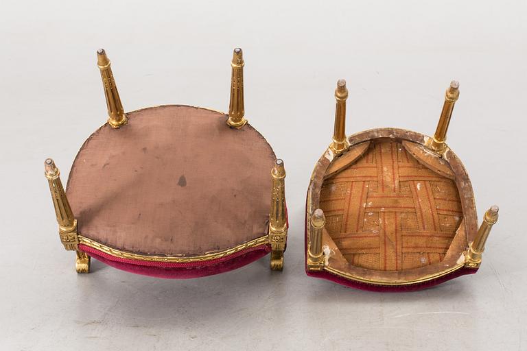 An Gustavian-style chair and armchair, early 1900's.