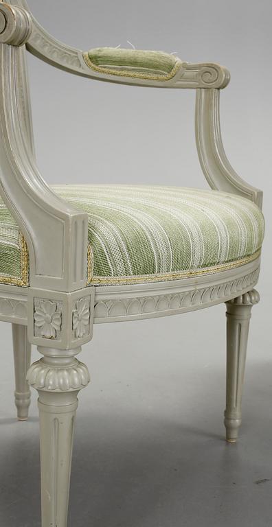 KARMSTOLAR, ett par, gustaviansk stil, Torsten Sylvén, 1900-talets andra hälft.
