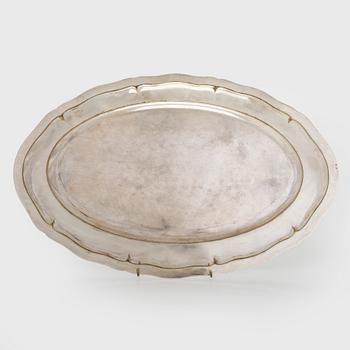 Serveringsfat, 2 st snarlika, silver, Tjeckoslovakien 1929-1941.