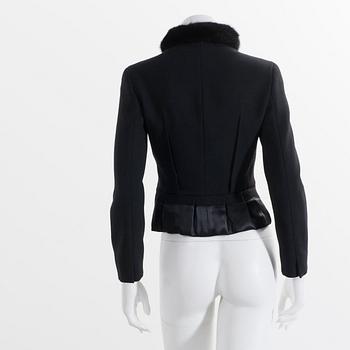 JACKA, Prada. Storlek 40.