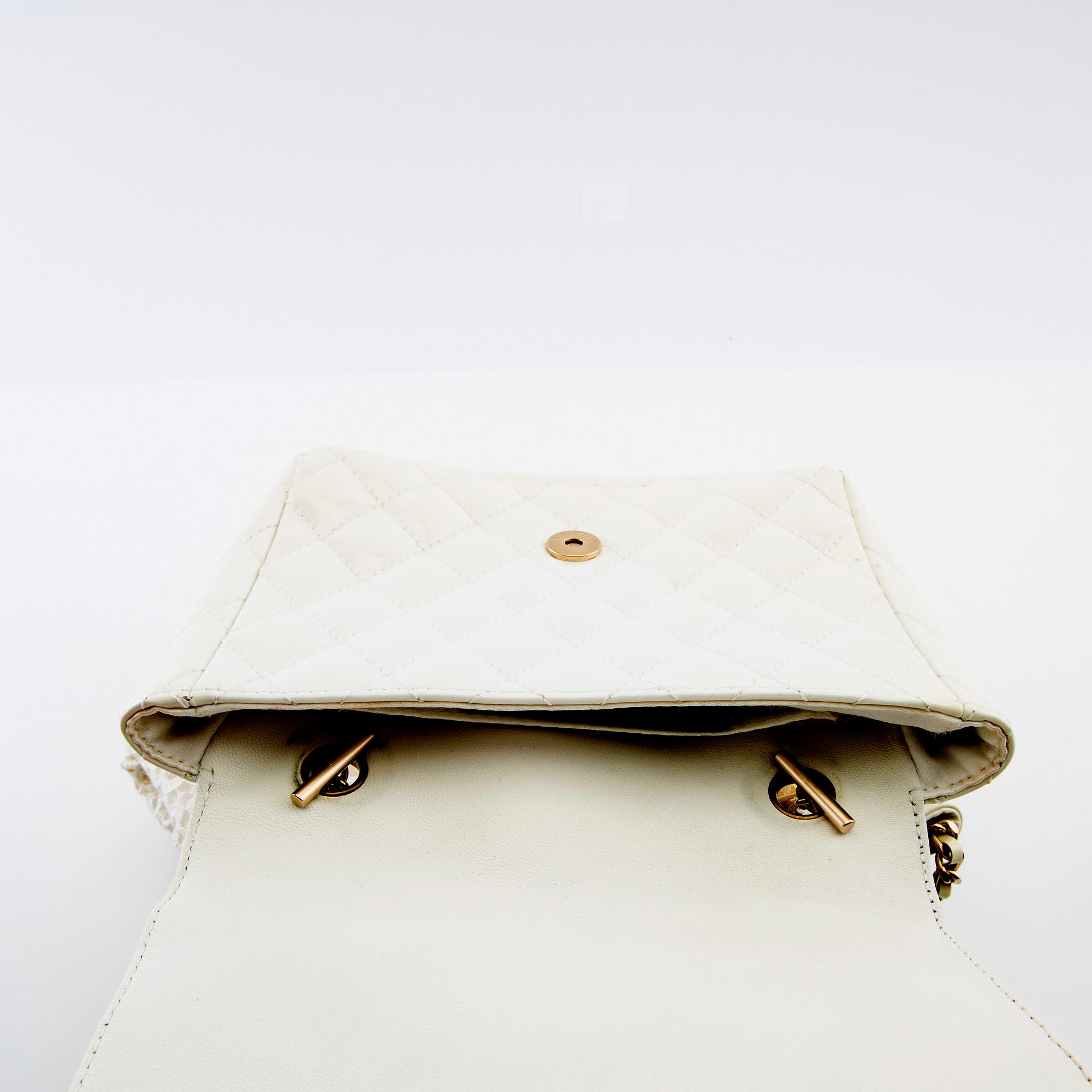 Chanel, Väska "Patent Lace Mini Kiss Lock Flap Double Bag".