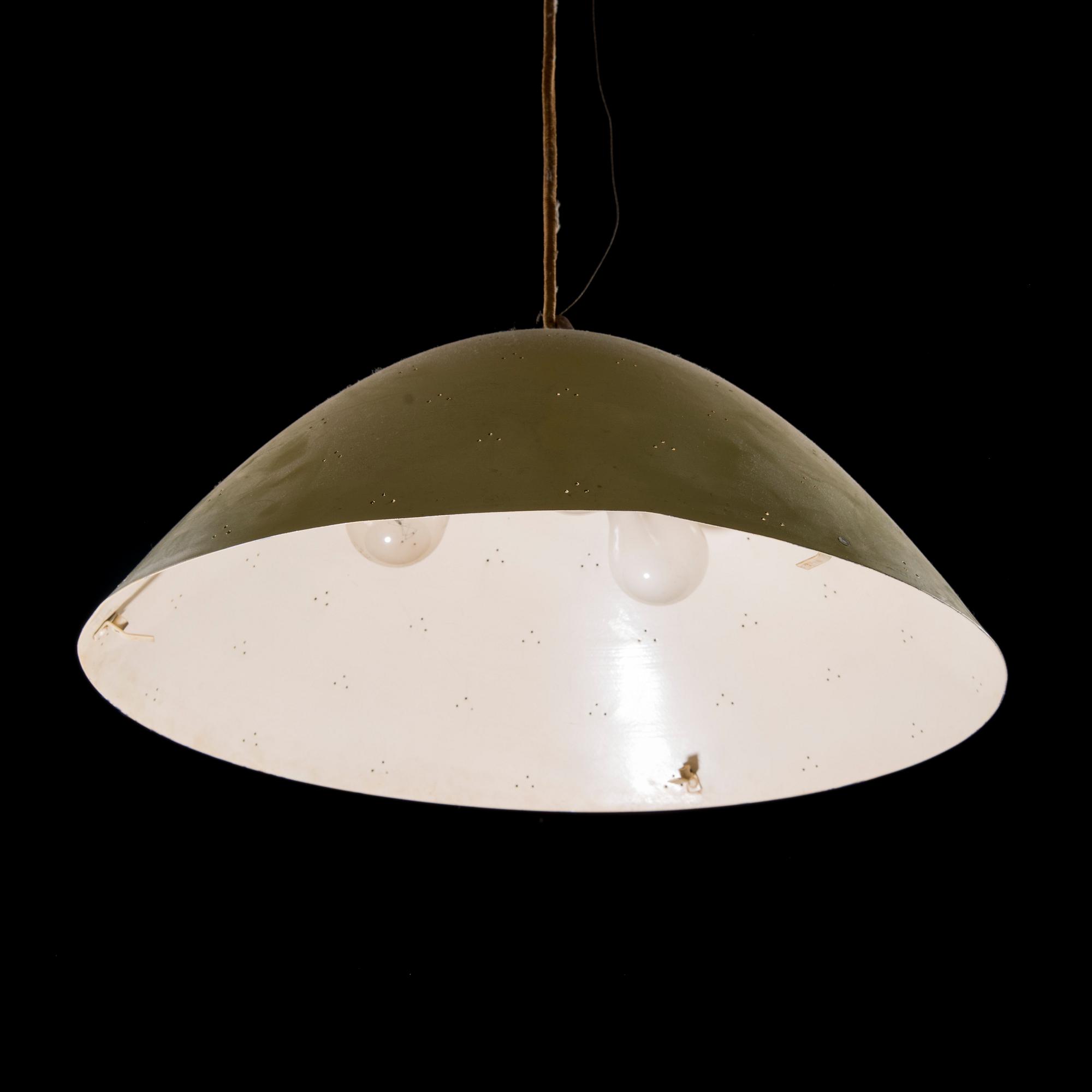 TAKLAMPA, modell A 1981 R, Idman, 1900-talets första hälft.