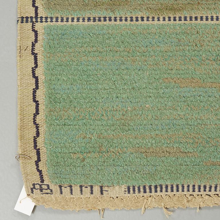 MÄRTA MÅÅS-FJETTERSTRÖM, a carpet, knotted pile in relief, "Rutig grön halvflossa", 311 x 207 cm, signed AB MMF.