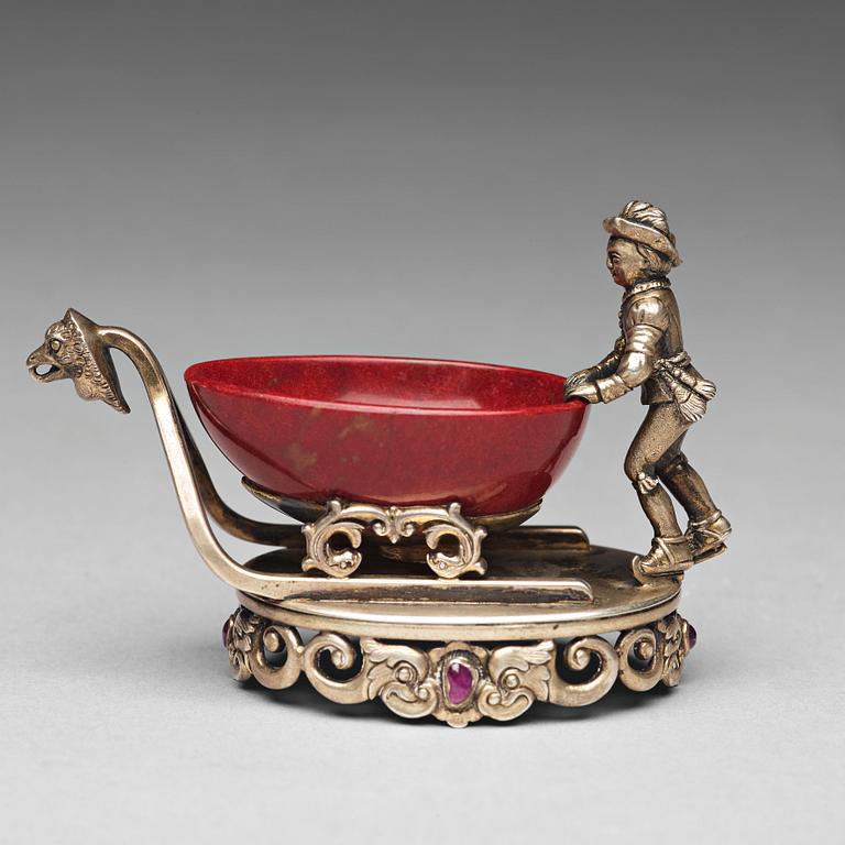 A Fabergé purpurin and silver salt-cellar, workmaster Erik Kollin, St. Petersburg before 1896. Scratched inventory no.