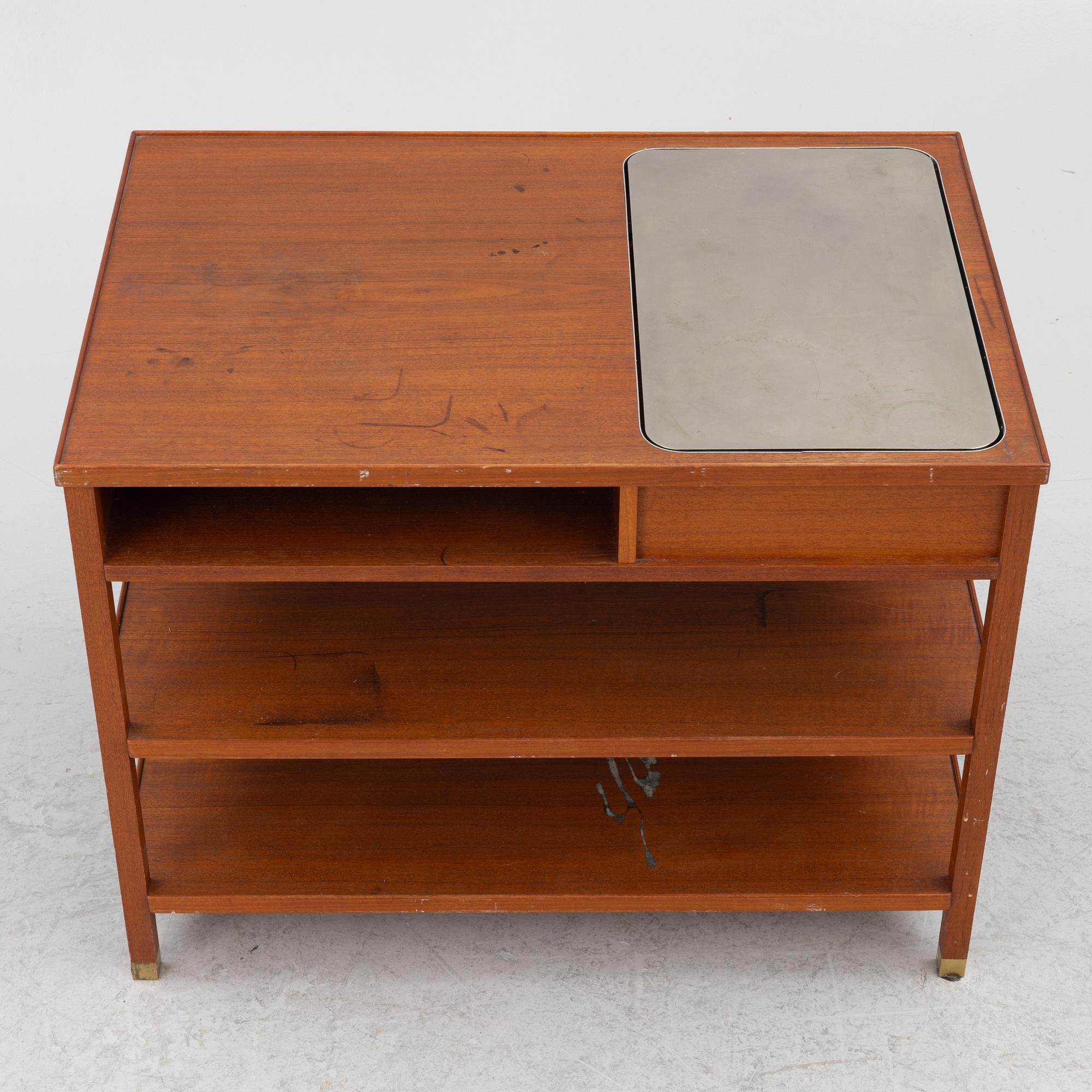 Josef Frank, serveringsvagn, modell 2177, Firma Svenskt Tenn.