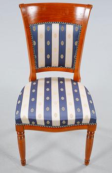 A dining set with seven pieces, designed Louis Philippe, Selva, from late 20th century.