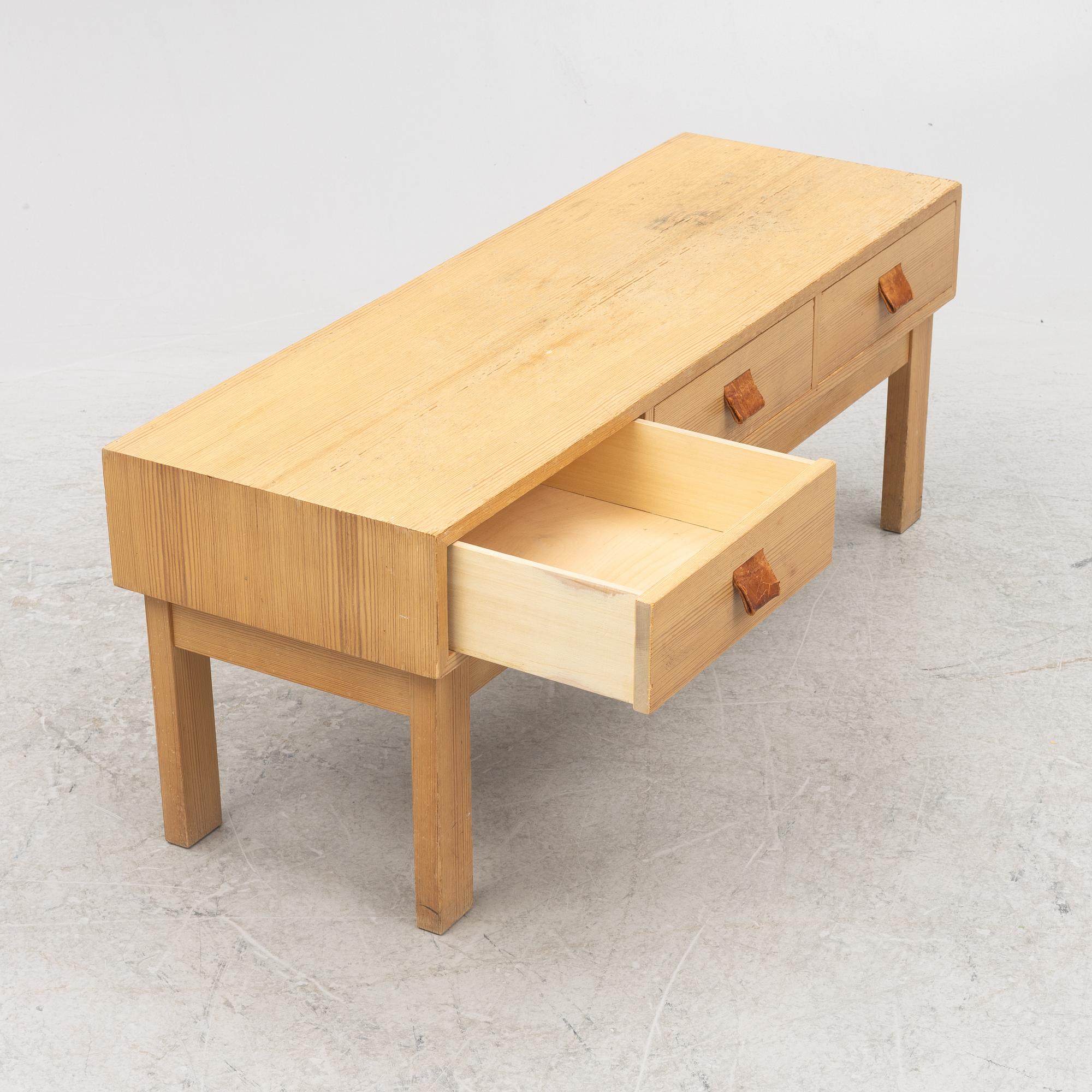 Ewa Wrangel and Lars-Göran Nilsson, dresser, second half of the 20th century.